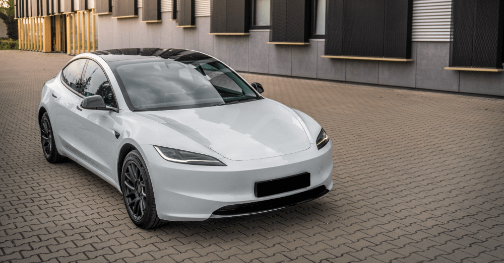 Tesla Finally Fixes Its Hidden Full Self-Driving Subscription Problem